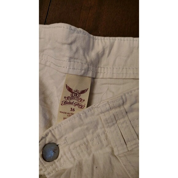 Faded Glory Shorts Womens Size 16 White Stretch Pockets Chino Casual Ladies - Picture 2 of 2